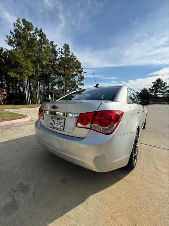 2016 Chevrolet Cruze - Image 8 of 10