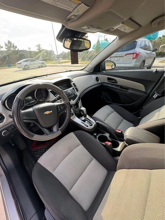 2016 Chevrolet Cruze - Image 4 of 10