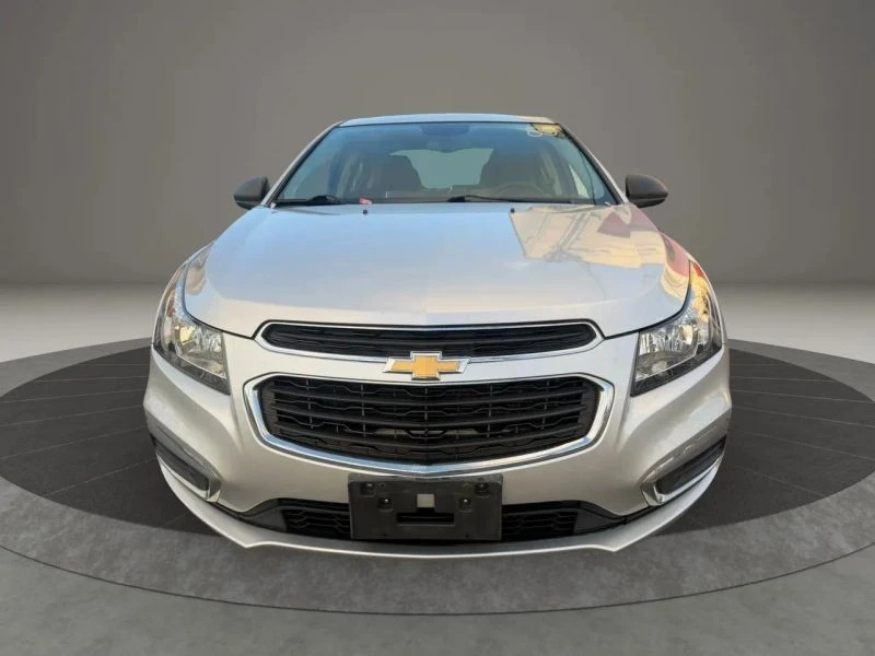 2016 Chevrolet Cruze - Image 2 of 12