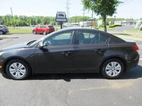 2016 Chevrolet Cruze - Image 2 of 12