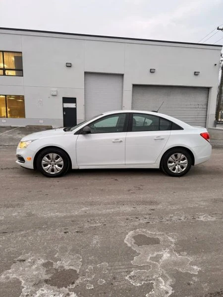 2016 Chevrolet Cruze - Image 4 of 5