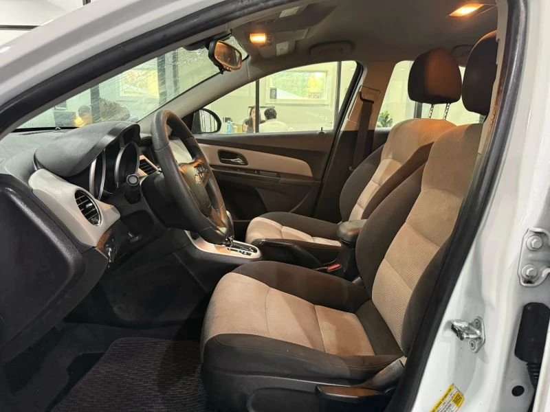 2016 Chevrolet Cruze - Image 6 of 16