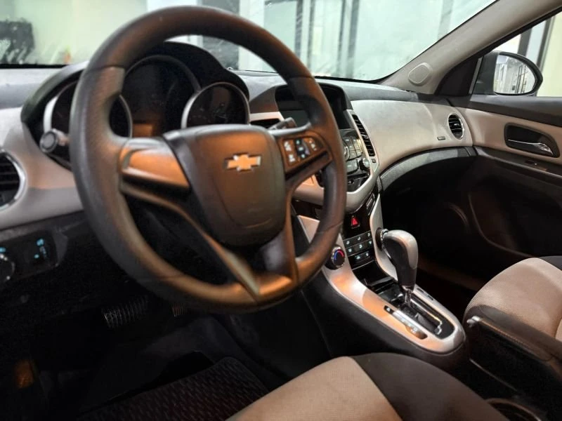 2016 Chevrolet Cruze - Image 7 of 16