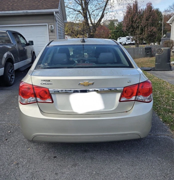 2016 Chevrolet Cruze - Image 4 of 8