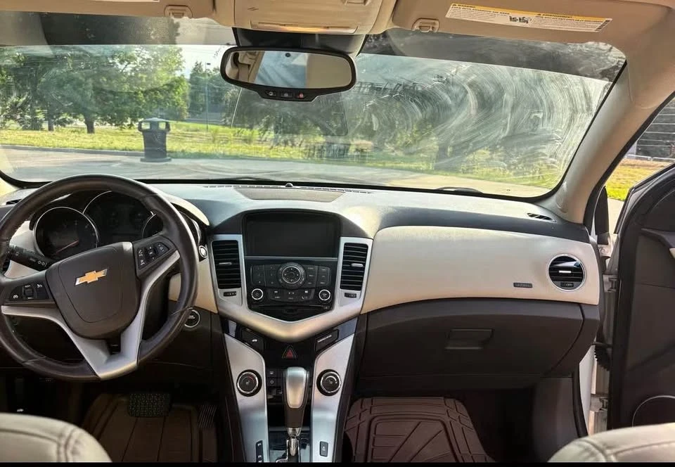 2016 Chevrolet Cruze - Image 8 of 15