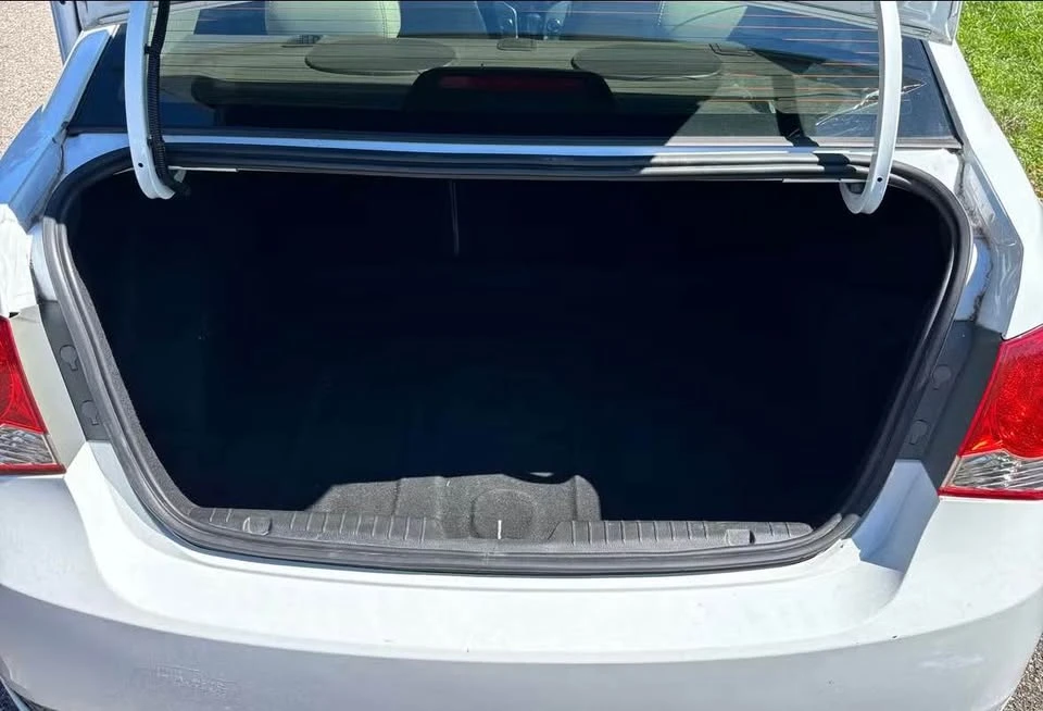 2016 Chevrolet Cruze - Image 14 of 15