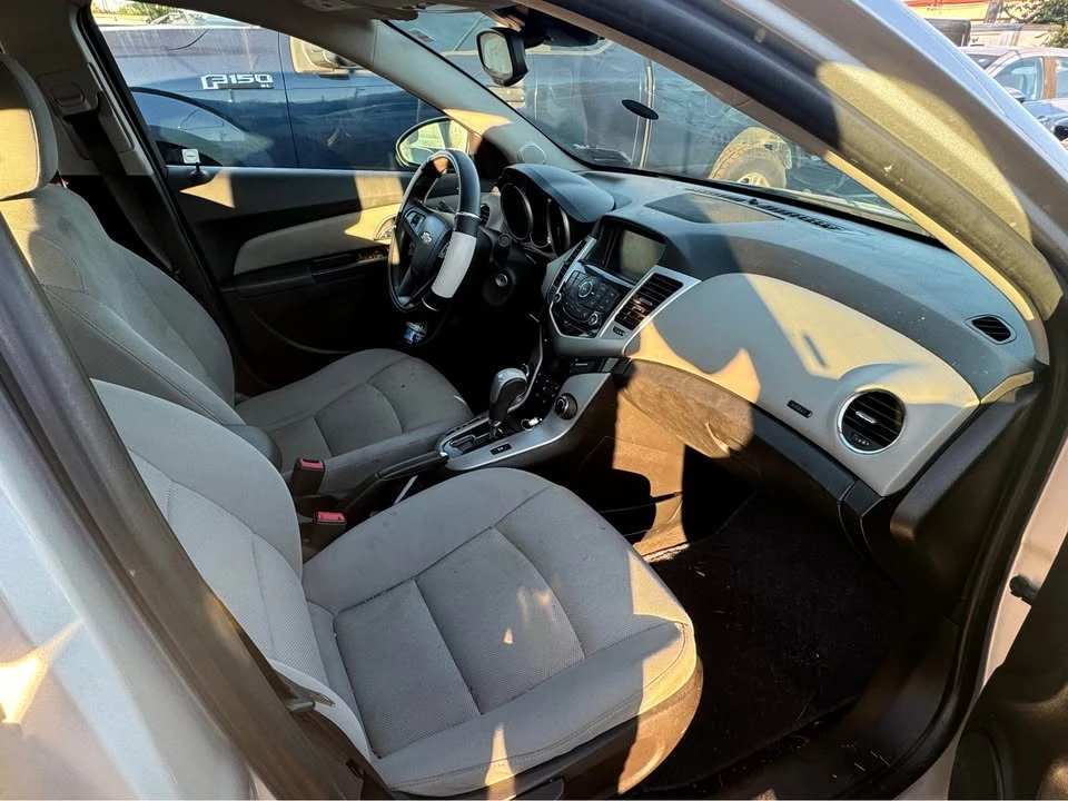 2016 Chevrolet Cruze - Image 5 of 13