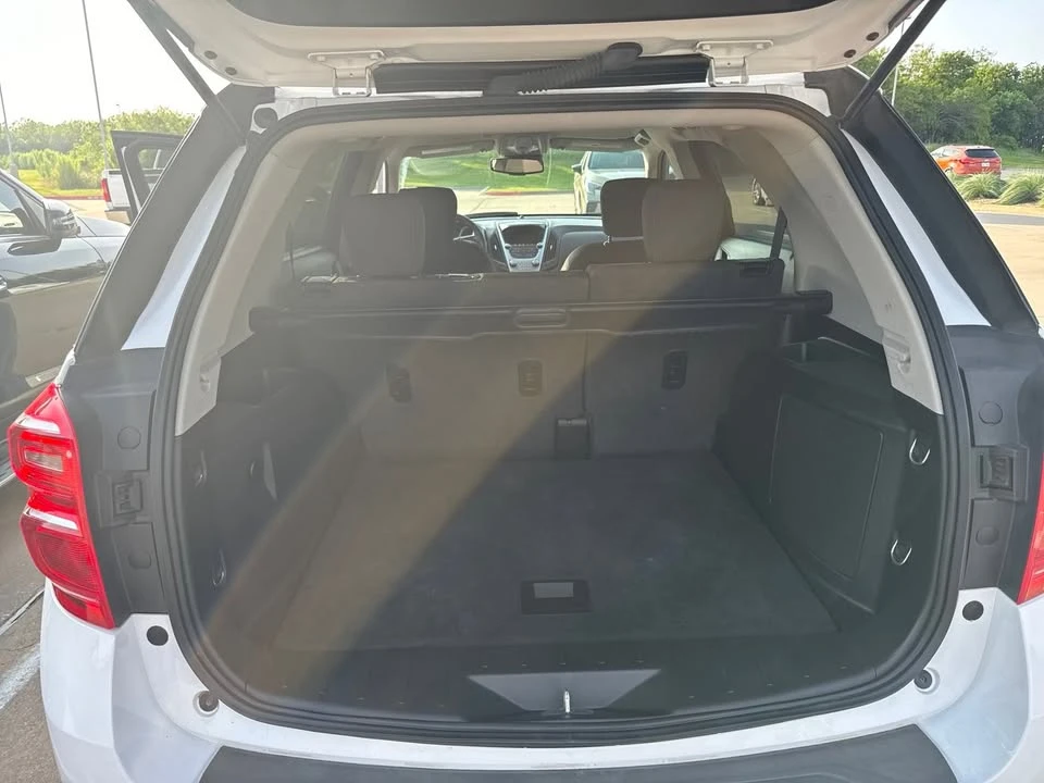 2016 Chevrolet Equinox - Image 8 of 11