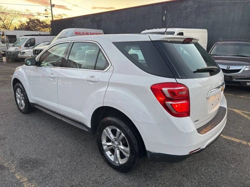 2016 Chevrolet Equinox - Image 11 of 12