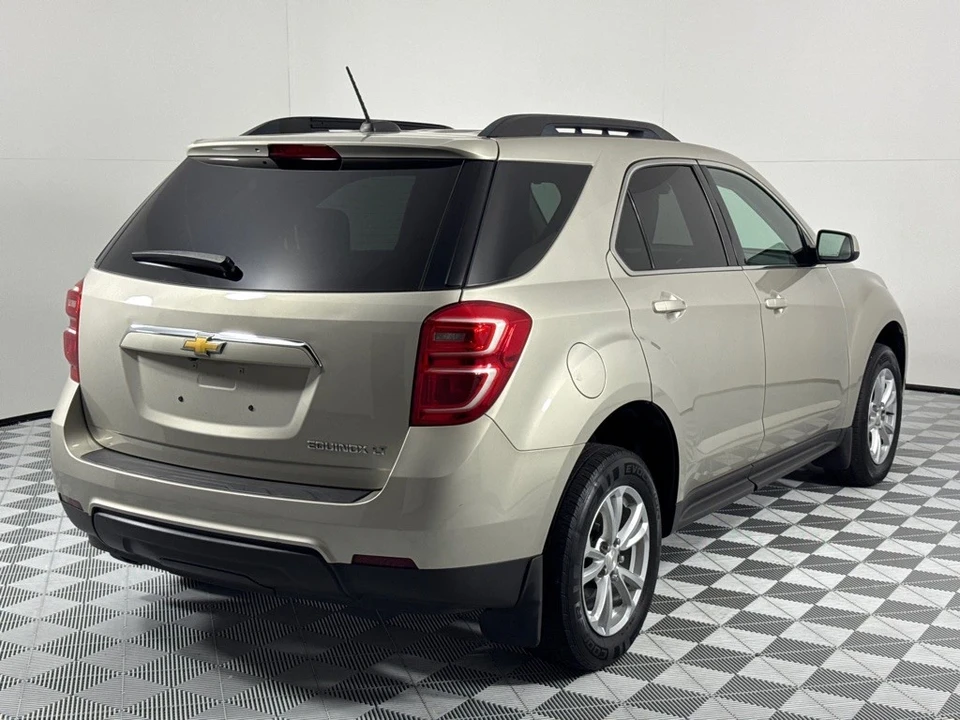 2016 Chevrolet Equinox - Image 5 of 12