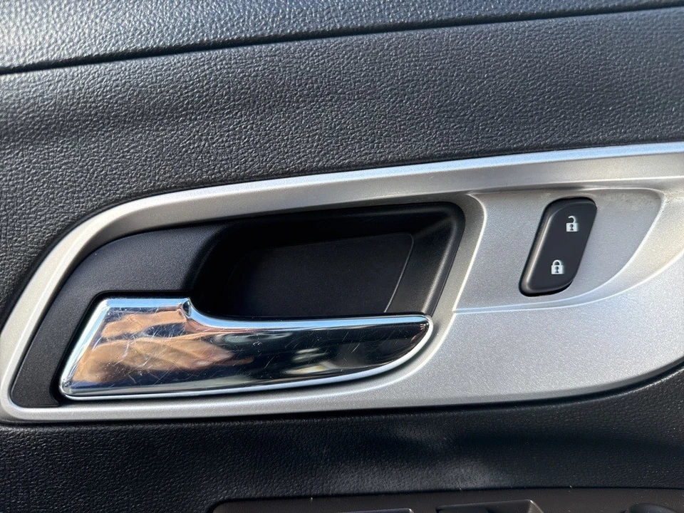 2016 Chevrolet Equinox - Image 11 of 12