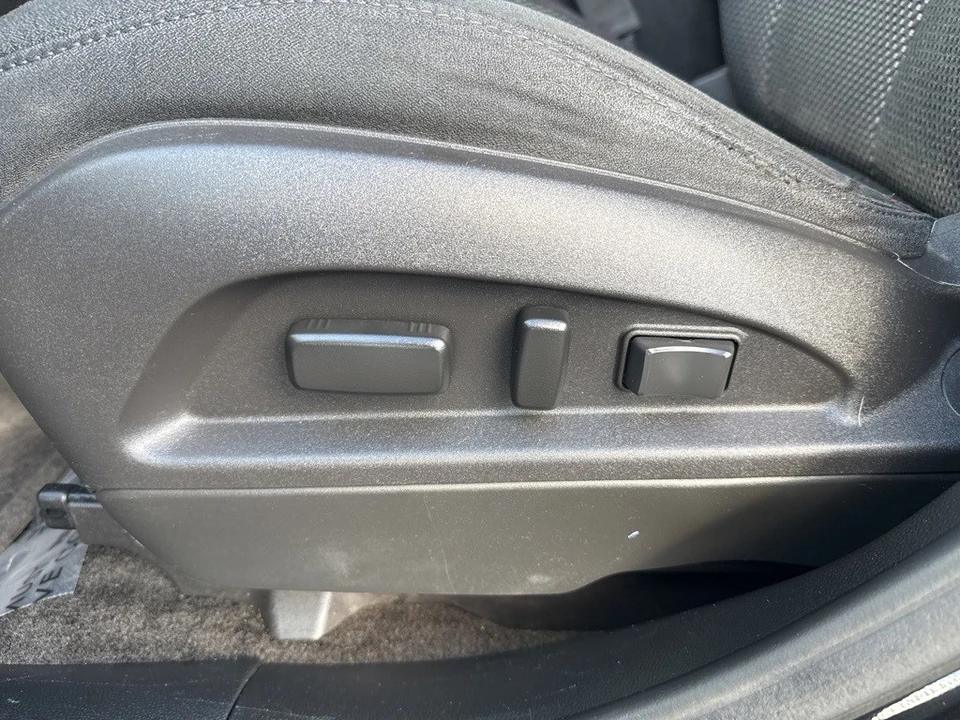2016 Chevrolet Equinox - Image 10 of 12