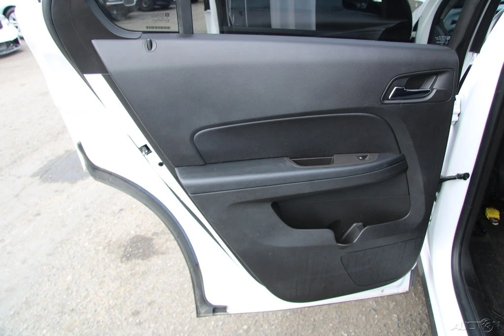 2016 Chevrolet Equinox - Image 18 of 21
