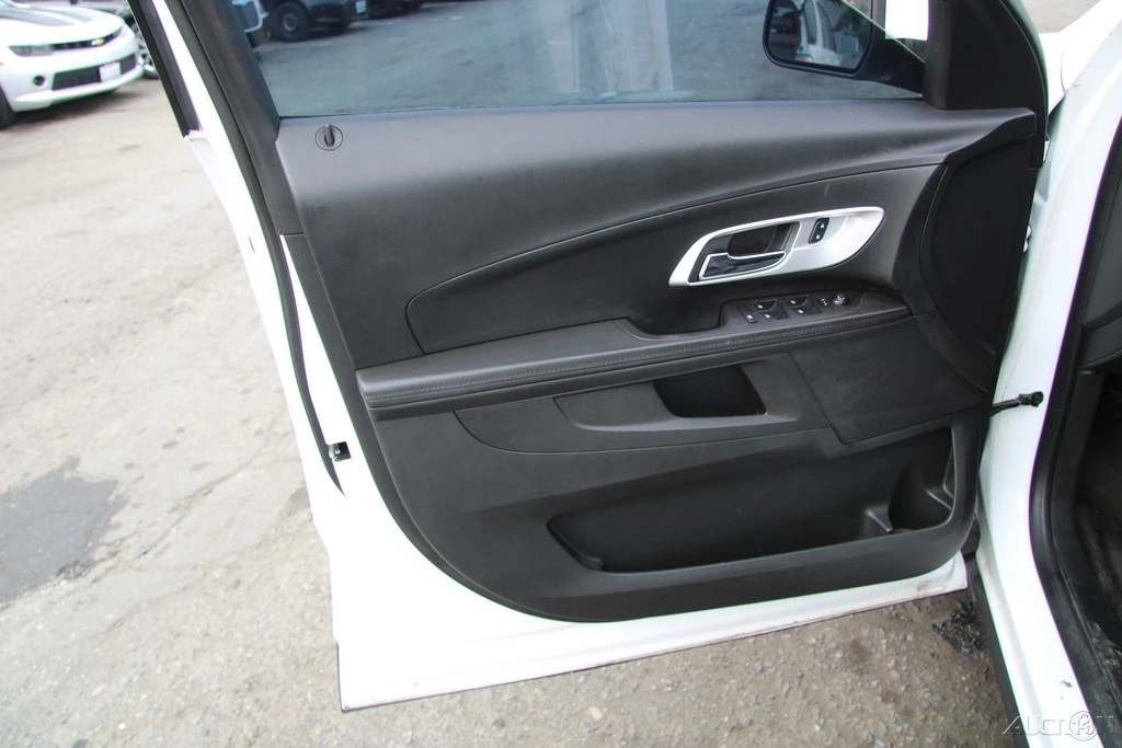 2016 Chevrolet Equinox - Image 11 of 21