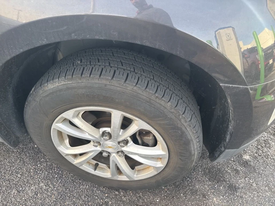 2016 Chevrolet Equinox - Image 2 of 4