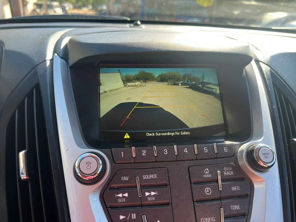 2016 Chevrolet Equinox - Image 11 of 14