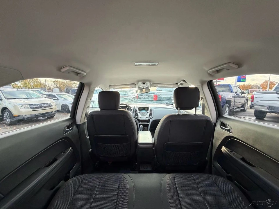 2016 Chevrolet Equinox - Image 17 of 21