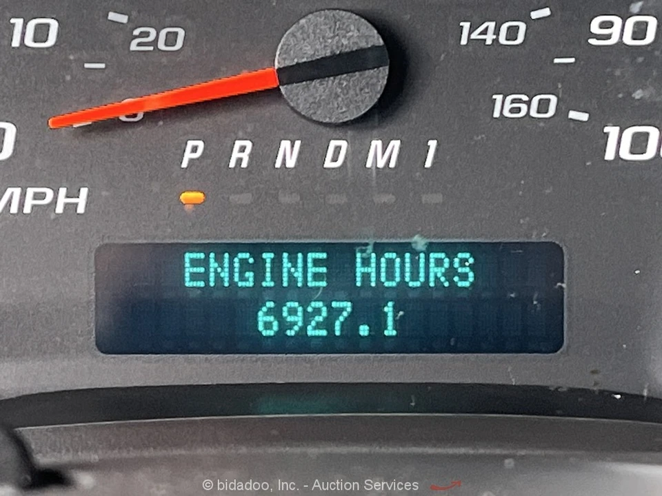2016 Chevrolet Express - Image 11 of 12