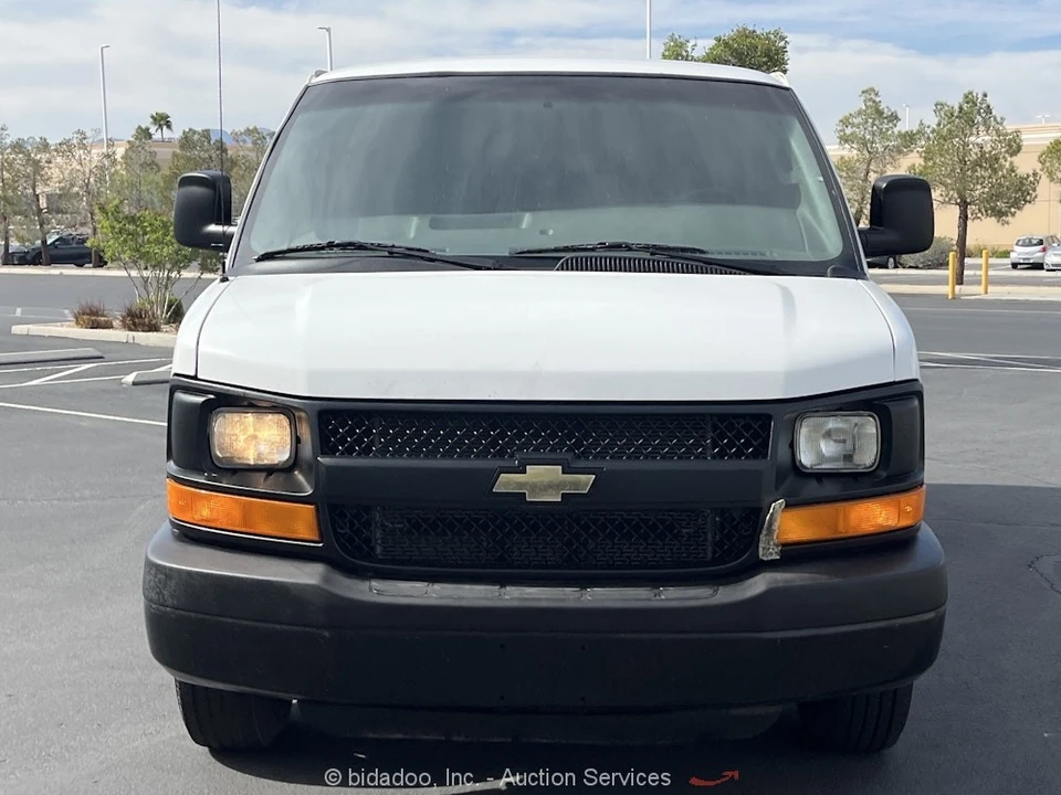 2016 Chevrolet Express - Image 7 of 12