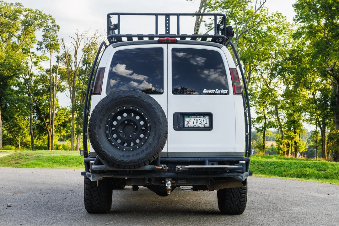 2016 Chevrolet Express - Image 5 of 31