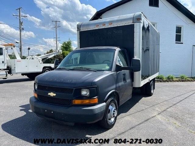 2016 Chevrolet Express - Image 2 of 12