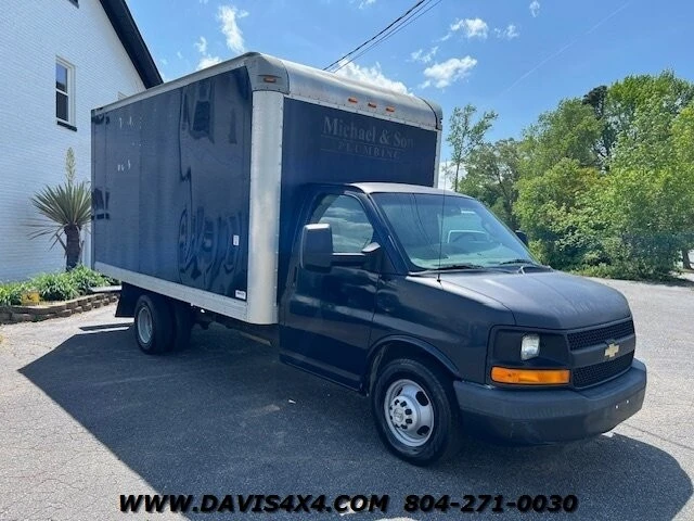 2016 Chevrolet Express - Image 7 of 12