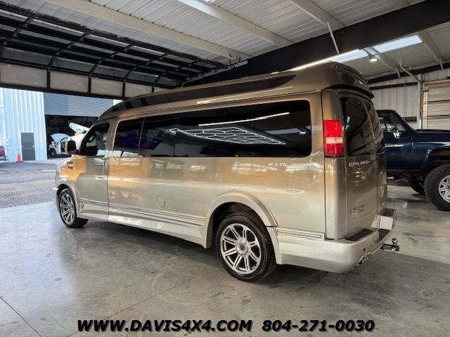 2016 Chevrolet Express - Image 19 of 31