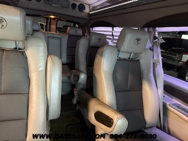 2016 Chevrolet Express - Image 12 of 31