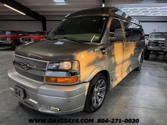 2016 Chevrolet Express - Image 30 of 31