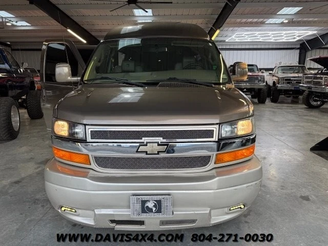 2016 Chevrolet Express - Image 26 of 31