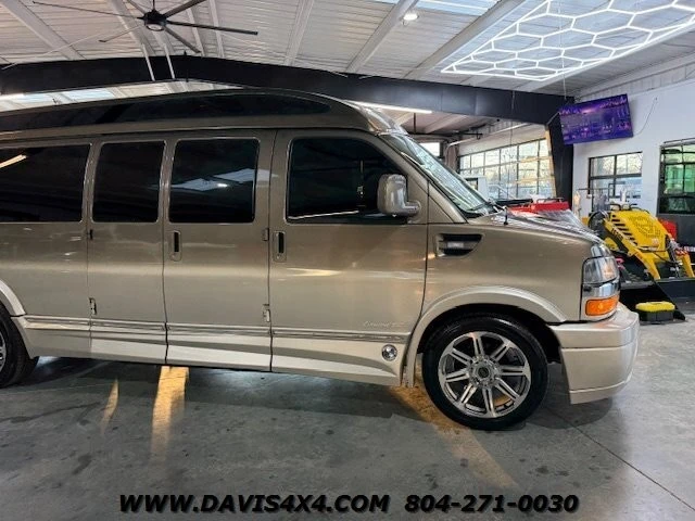 2016 Chevrolet Express - Image 31 of 31