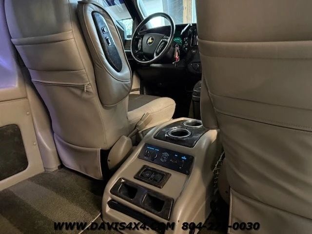 2016 Chevrolet Express - Image 7 of 31