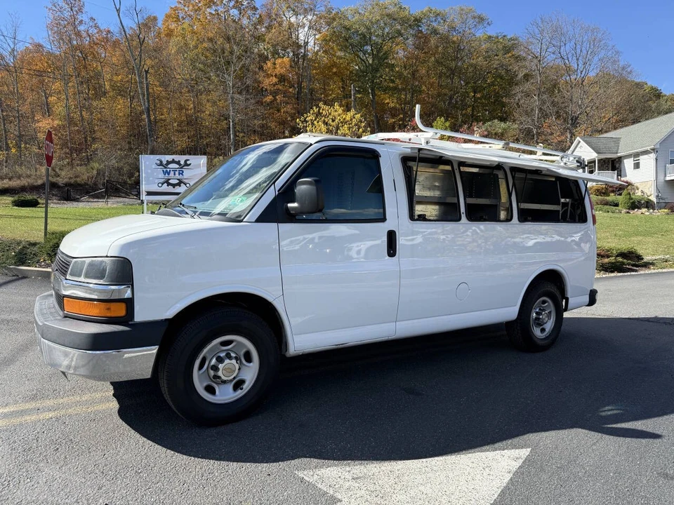 2016 Chevrolet Express - Image 2 of 12