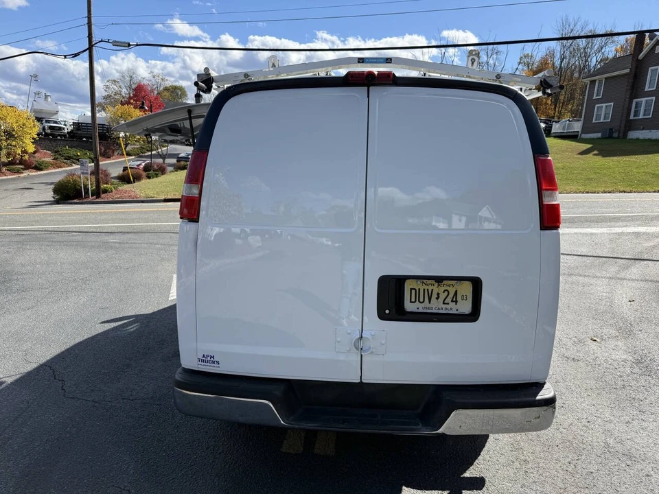 2016 Chevrolet Express - Image 8 of 12