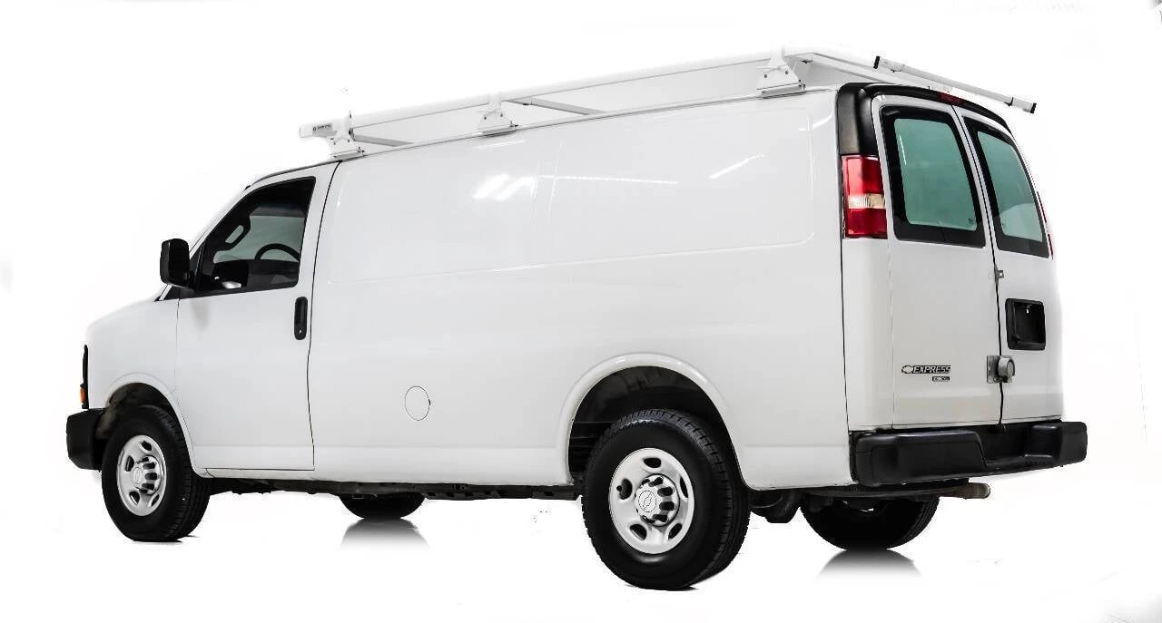 2016 Chevrolet Express - Image 6 of 12