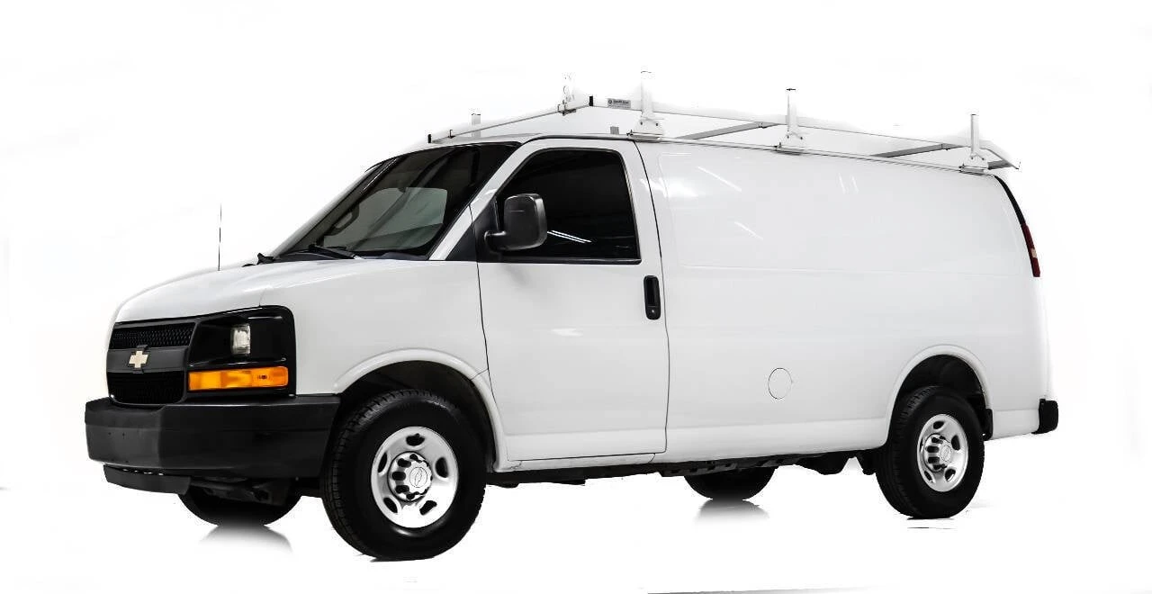 2016 Chevrolet Express - Image 2 of 12