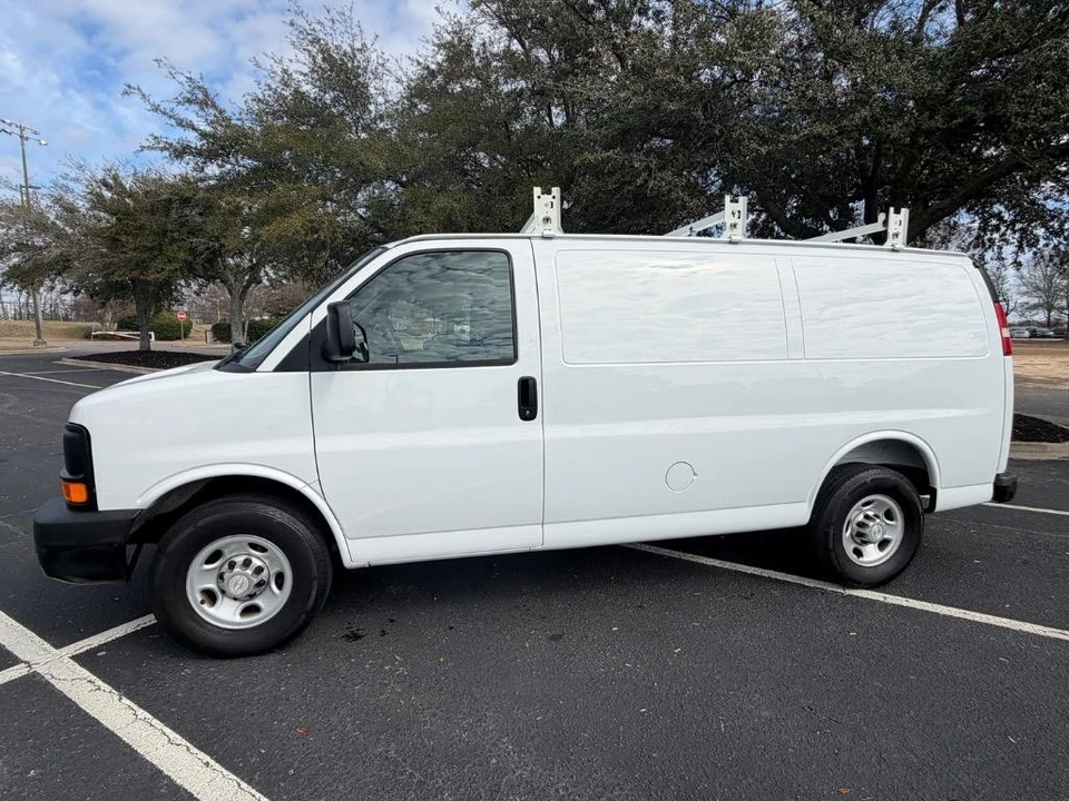 2016 Chevrolet Express - Image 2 of 21