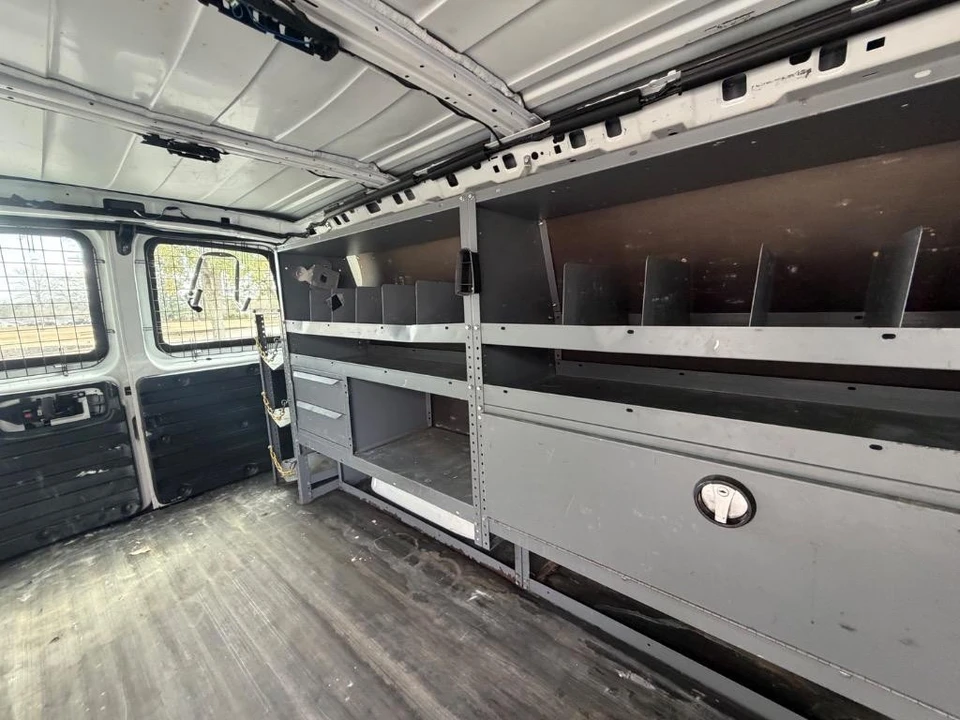 2016 Chevrolet Express - Image 8 of 21
