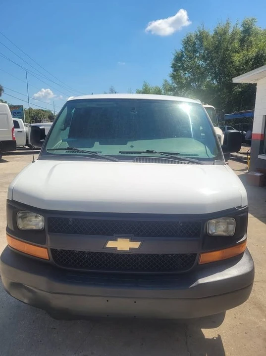 2016 Chevrolet Express - Image 2 of 13