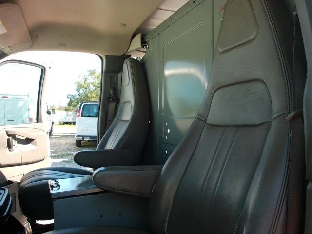 2016 Chevrolet Express - Image 14 of 21