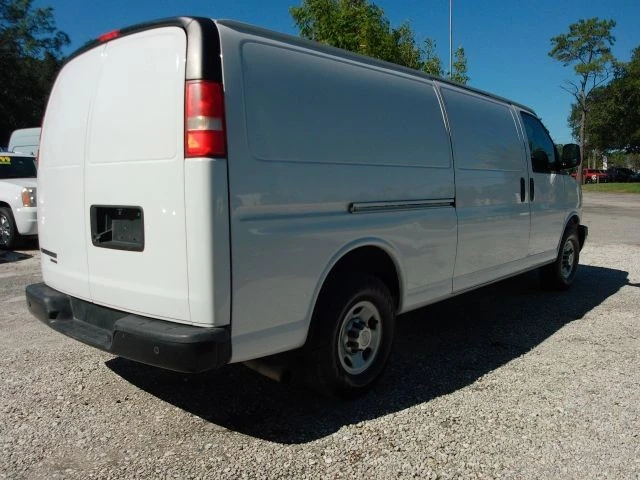 2016 Chevrolet Express - Image 5 of 21