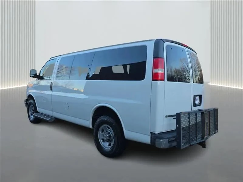 2016 Chevrolet Express - Image 3 of 12