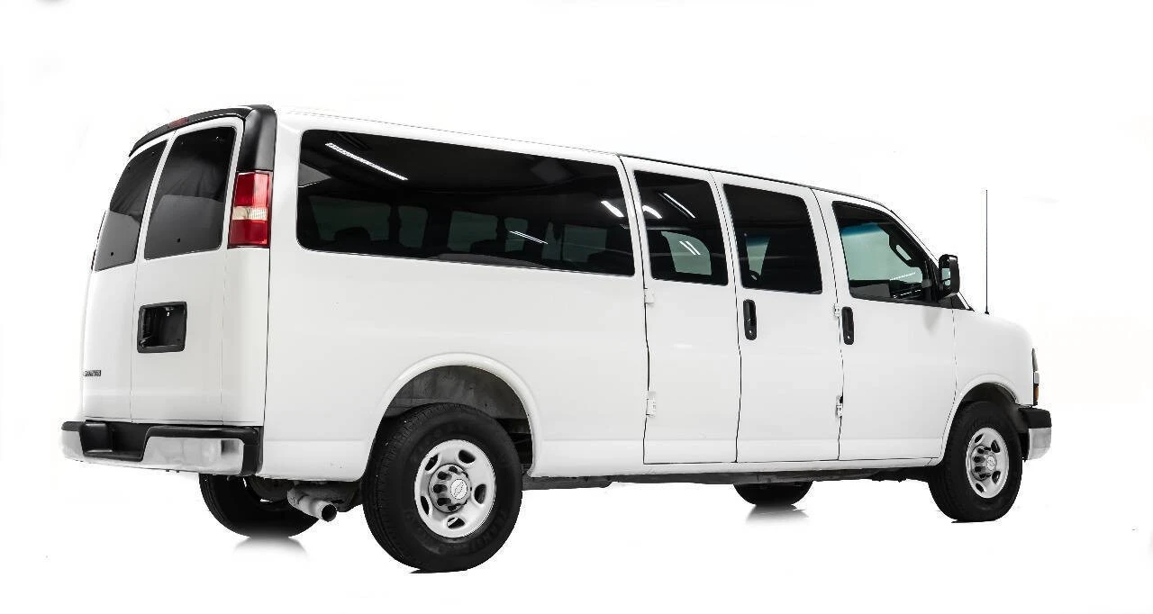 2016 Chevrolet Express - Image 3 of 12