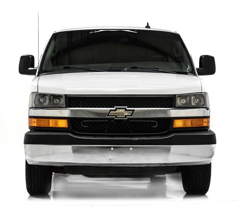 2016 Chevrolet Express - Image 7 of 12