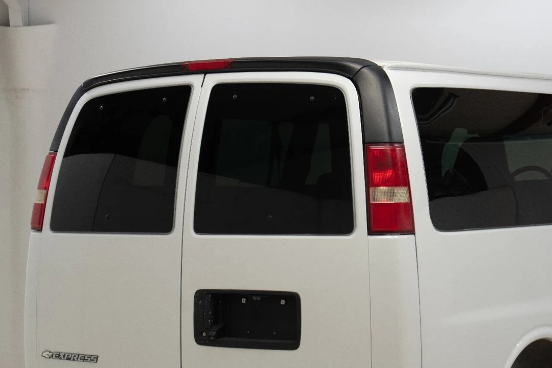 2016 Chevrolet Express - Image 12 of 12