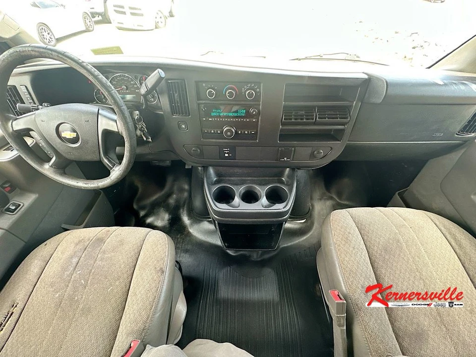 2016 Chevrolet Express - Image 9 of 21