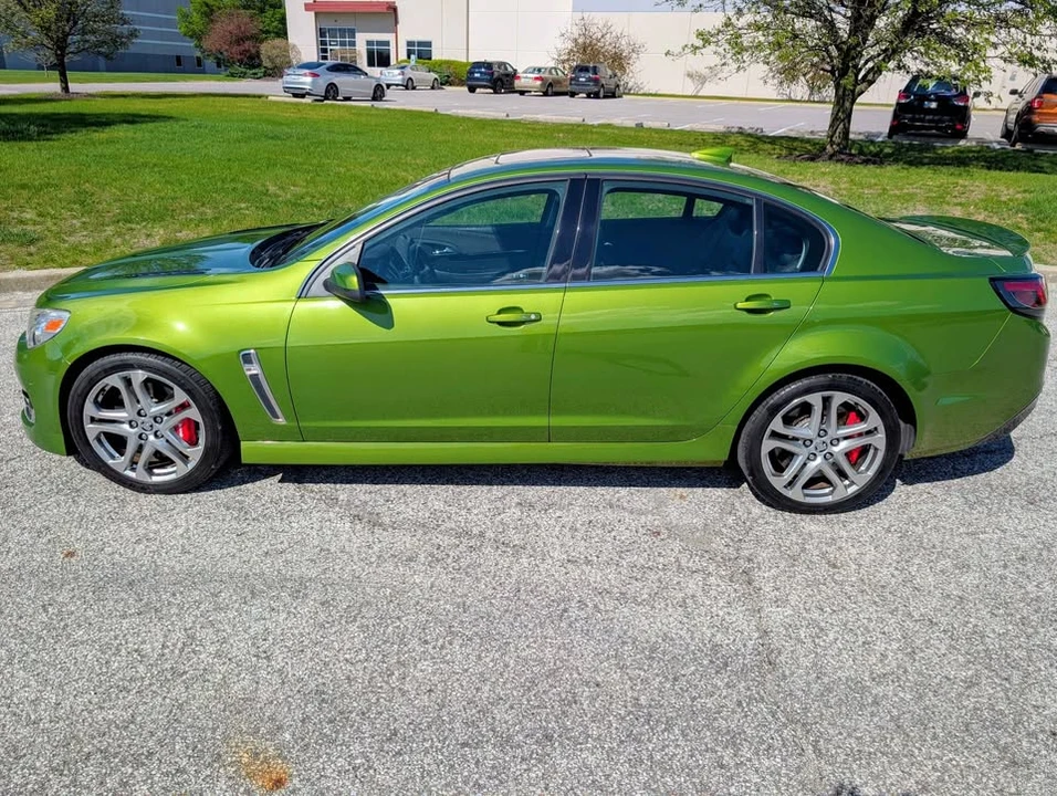 2016 Chevrolet SS - Image 2 of 14