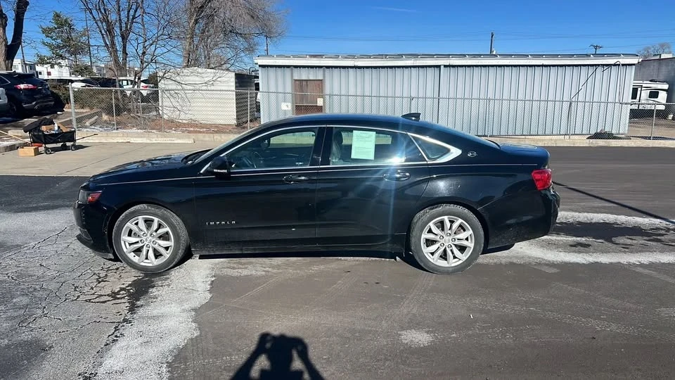 2016 Chevrolet Impala 10th Gen - Image 2 of 10