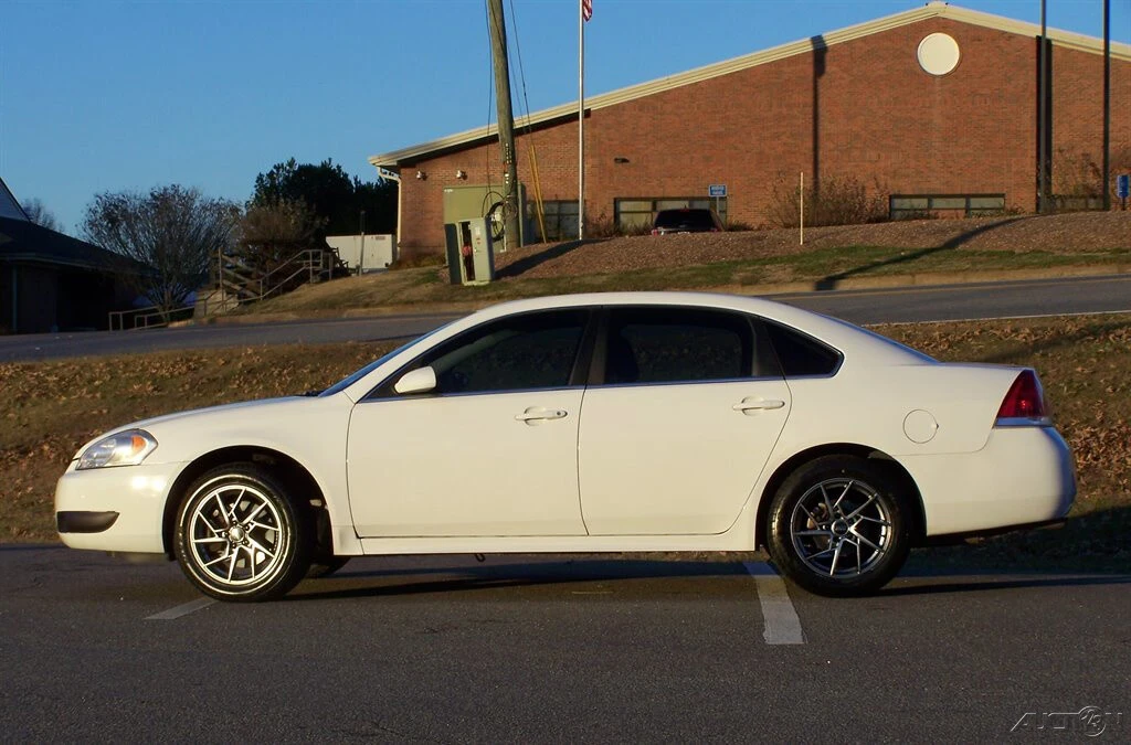 2016 Chevrolet Impala 10th Gen - Image 6 of 12