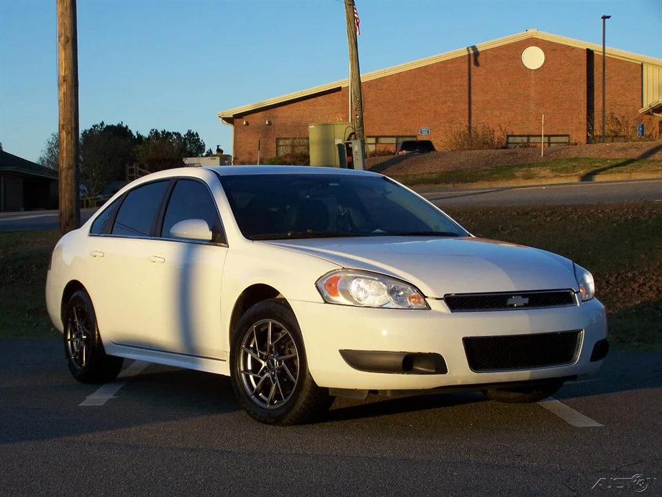 2016 Chevrolet Impala 10th Gen - Image 3 of 12